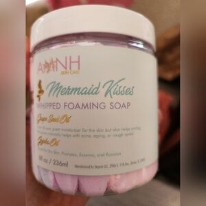 Aminnah Mermaid Kisses Whipped Foaming Soap - Pink